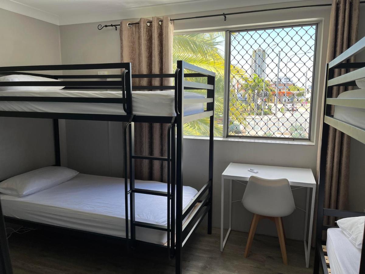 גולד קוסט Homely Inn Hostel מראה חיצוני תמונה